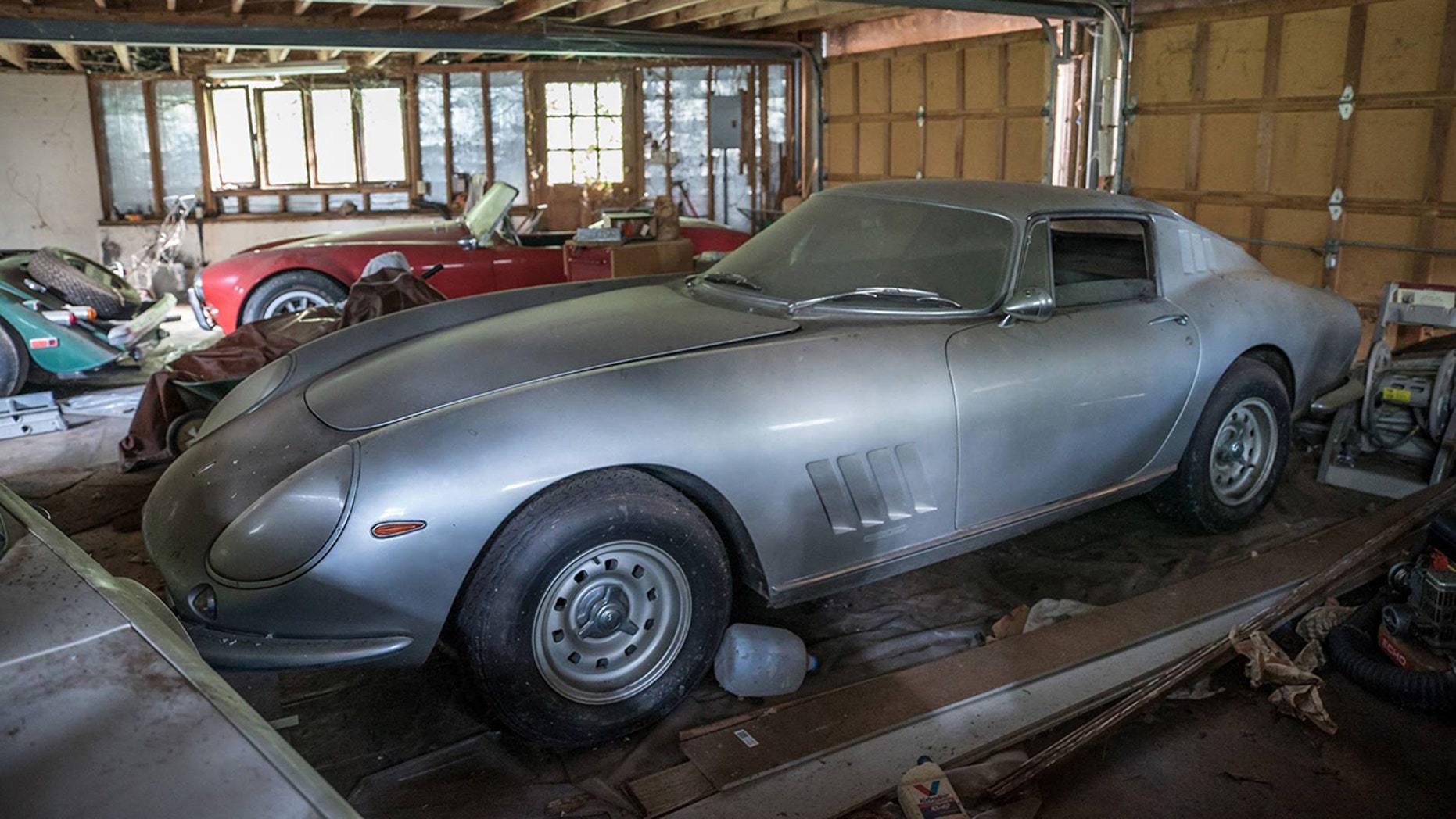 Garage find\u0027 Shelby Cobra and Ferrari parked since 1991 sold